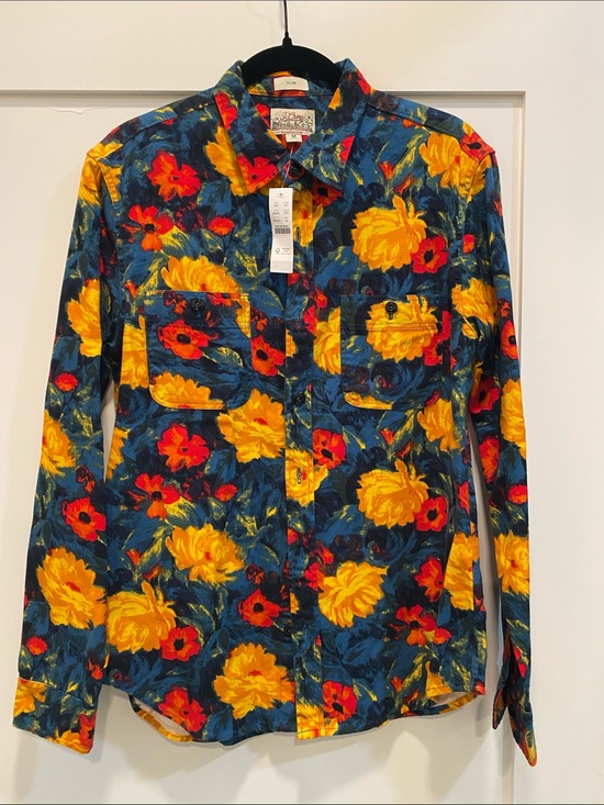 J. Crew Other - J. Crew mid-weight floral flannel. Slim fit